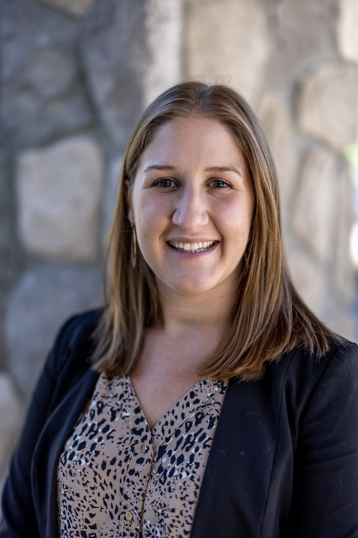 Headshot of Stephanie Voogt